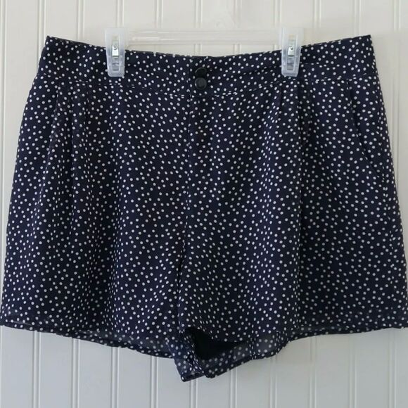 LC Lauren Conrad Navy Polka Dot Shorts - Picture 1 of 5